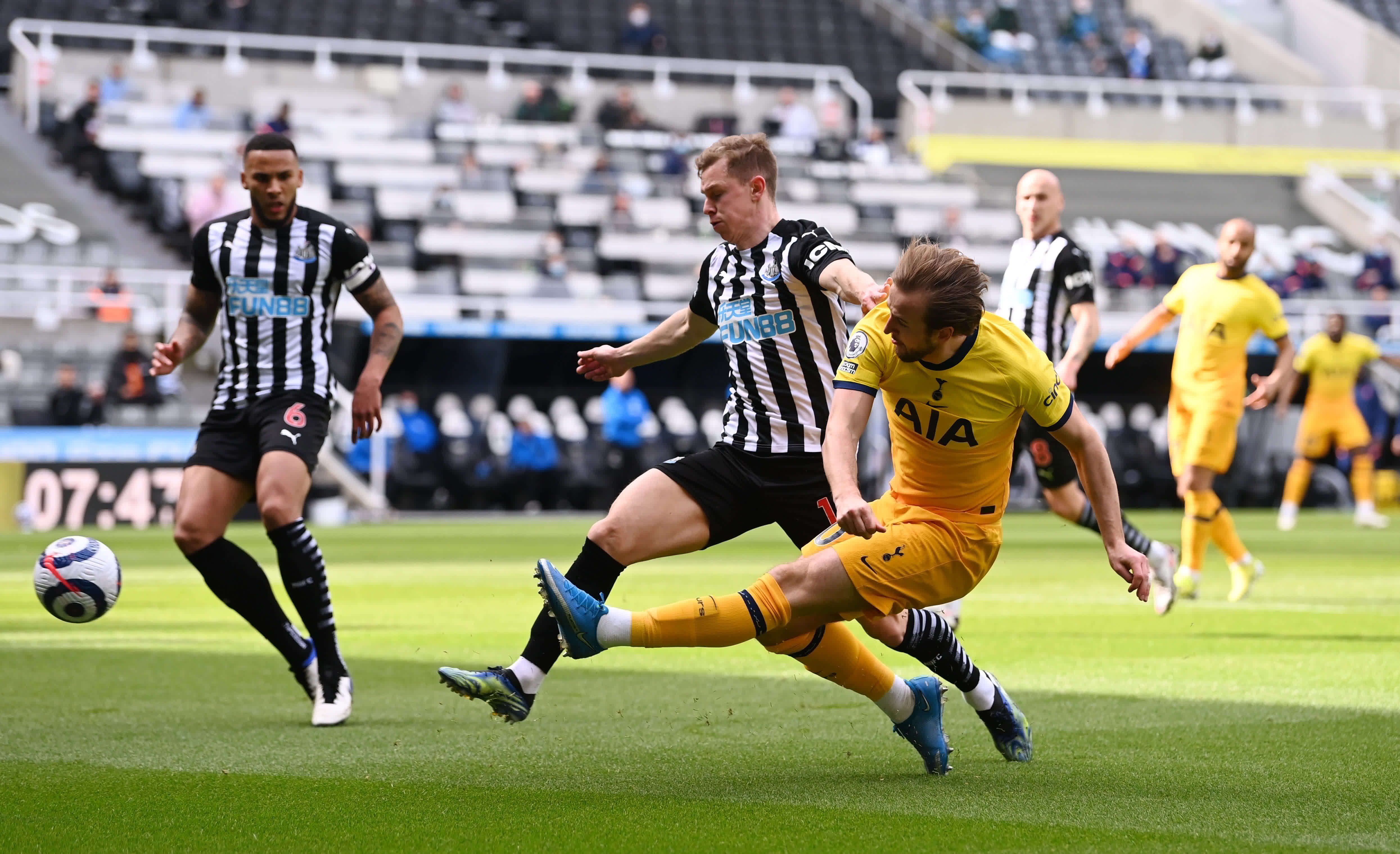 他恢复了自 他恢复了自